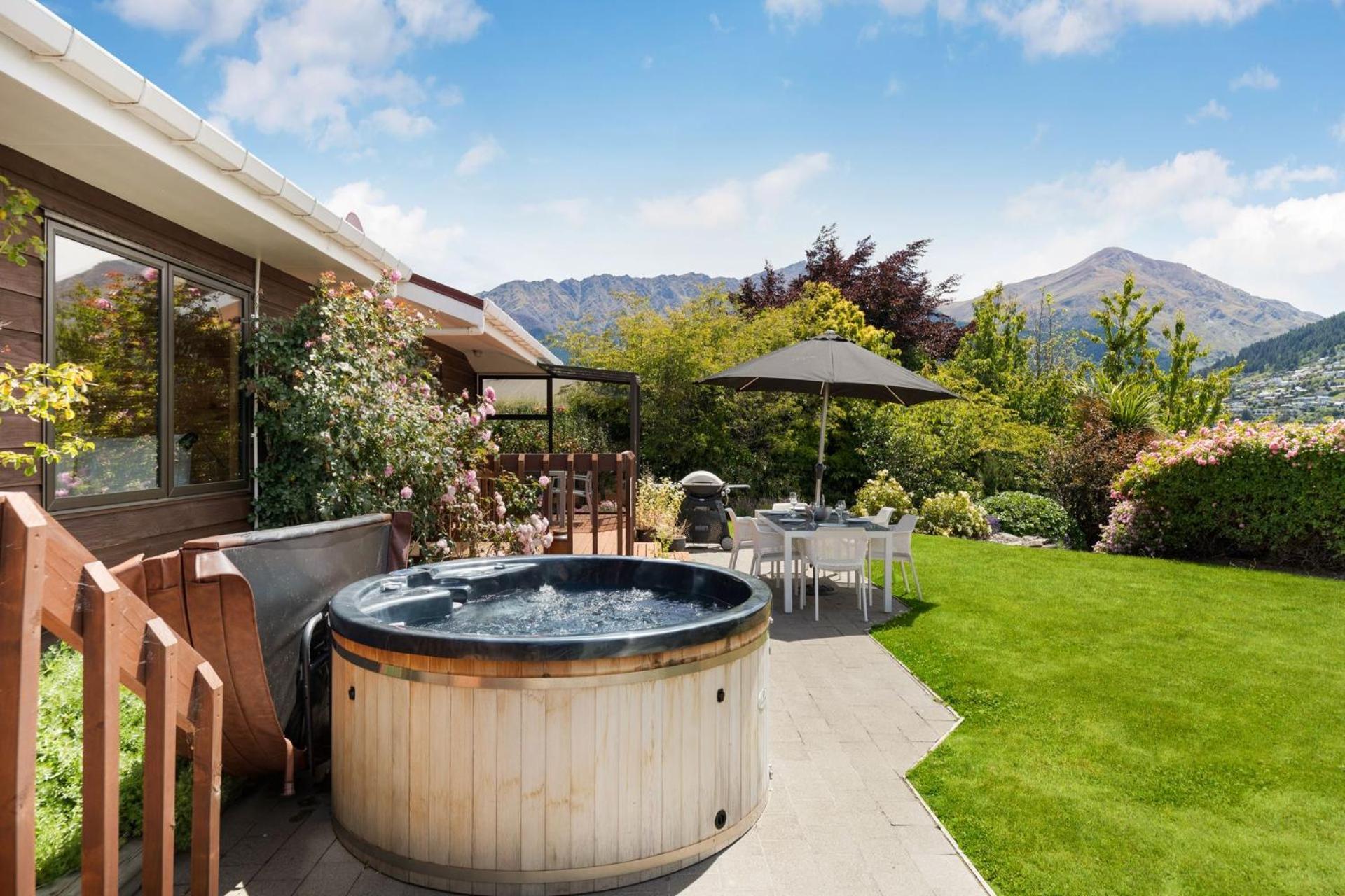 Tranquil Heights Queenstown Exterior foto